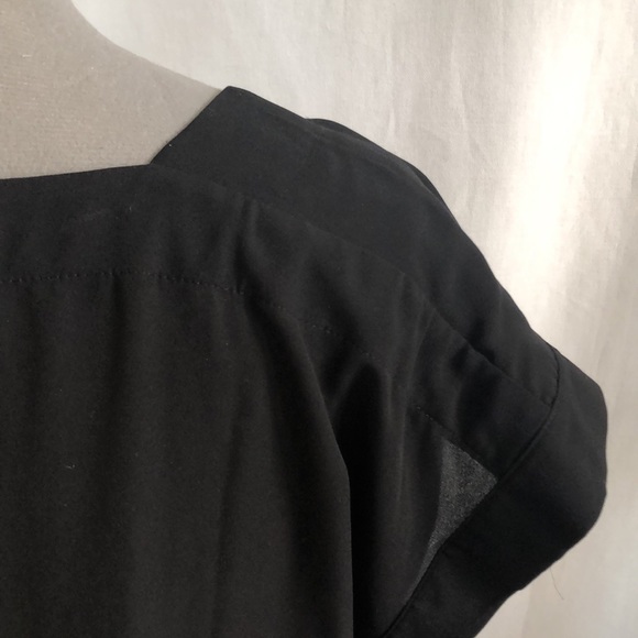 Simple black square neck top. Size Medium. - Picture 5 of 7